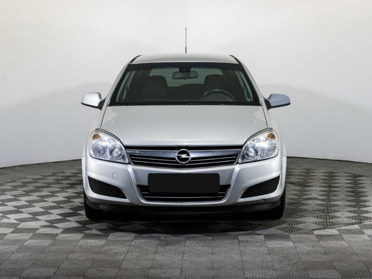 Купить Opel Astra с пробегом. Фото: #1