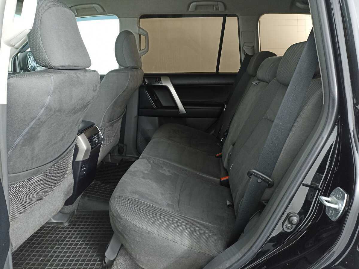 Купить Toyota Land Cruiser Prado с пробегом. Фото: #11