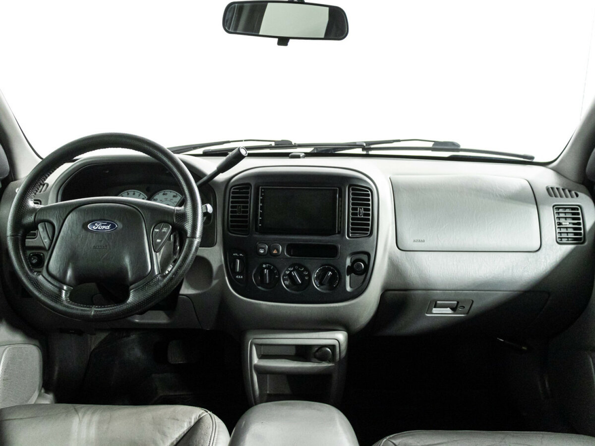 Купить Ford Escape с пробегом. Фото: #10