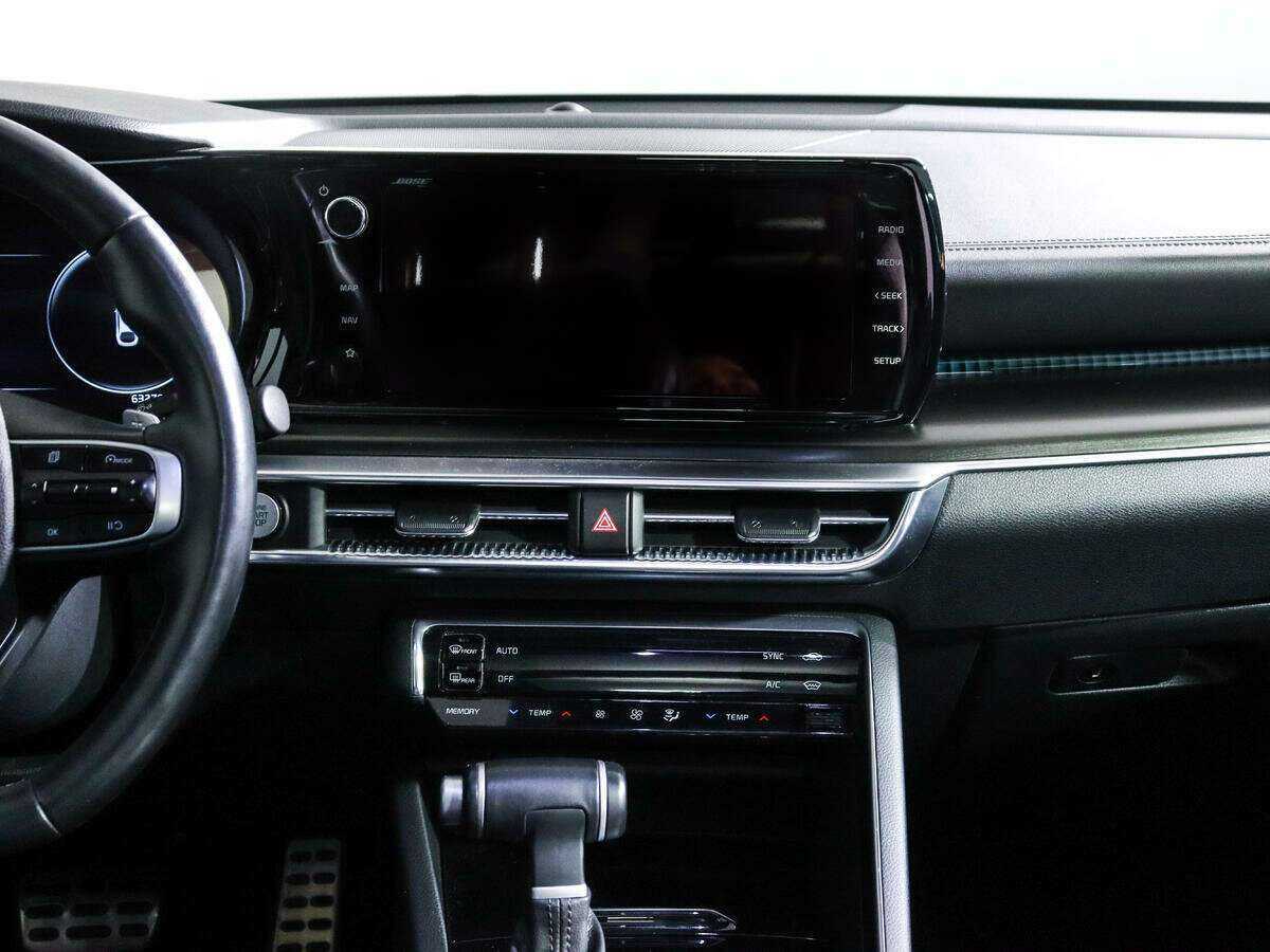Купить Kia K5 с пробегом. Фото: #12