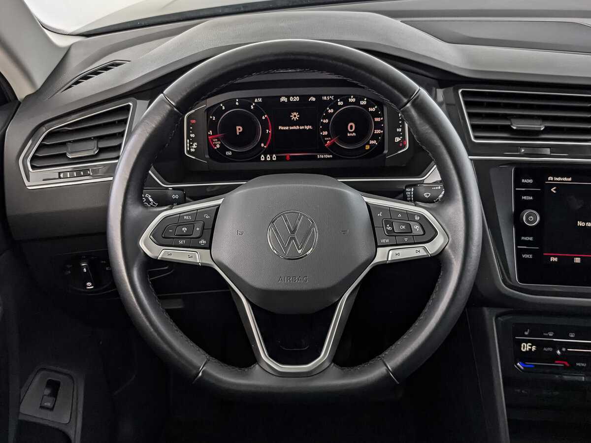 Купить Volkswagen Tiguan с пробегом. Фото: #17