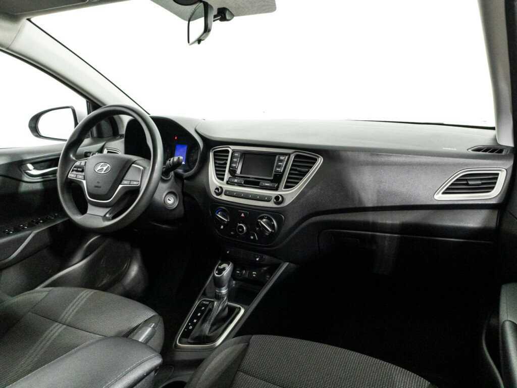 Купить Hyundai Solaris с пробегом. Фото: #8