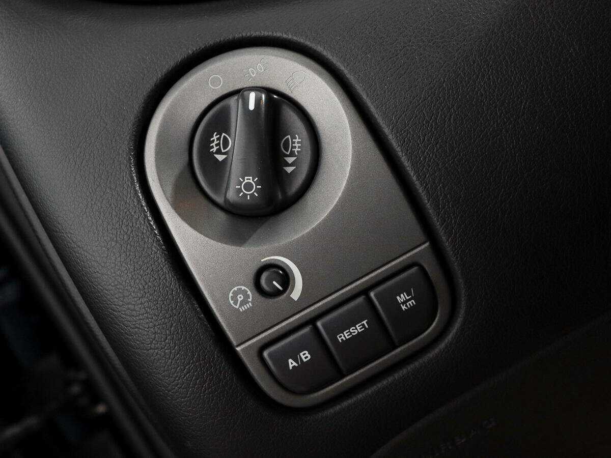 Купить Jaguar X-Type с пробегом. Фото: #14