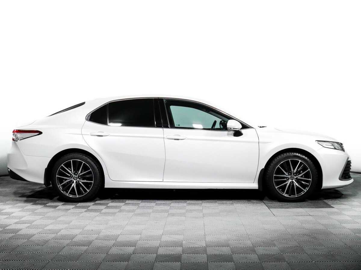 Купить Toyota Camry с пробегом. Фото: #3