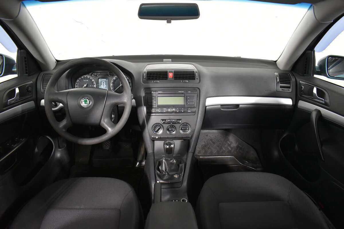 Купить Skoda Octavia с пробегом. Фото: #11