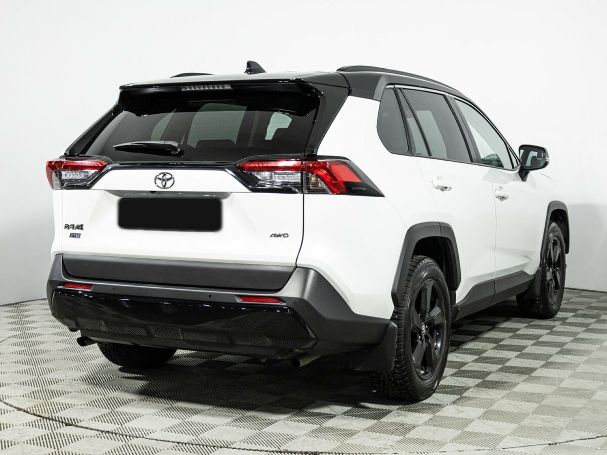Купить Toyota RAV4 с пробегом. Фото: #4