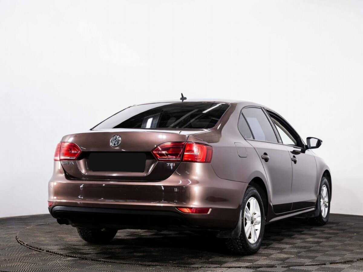 Купить Volkswagen Jetta с пробегом. Фото: #5
