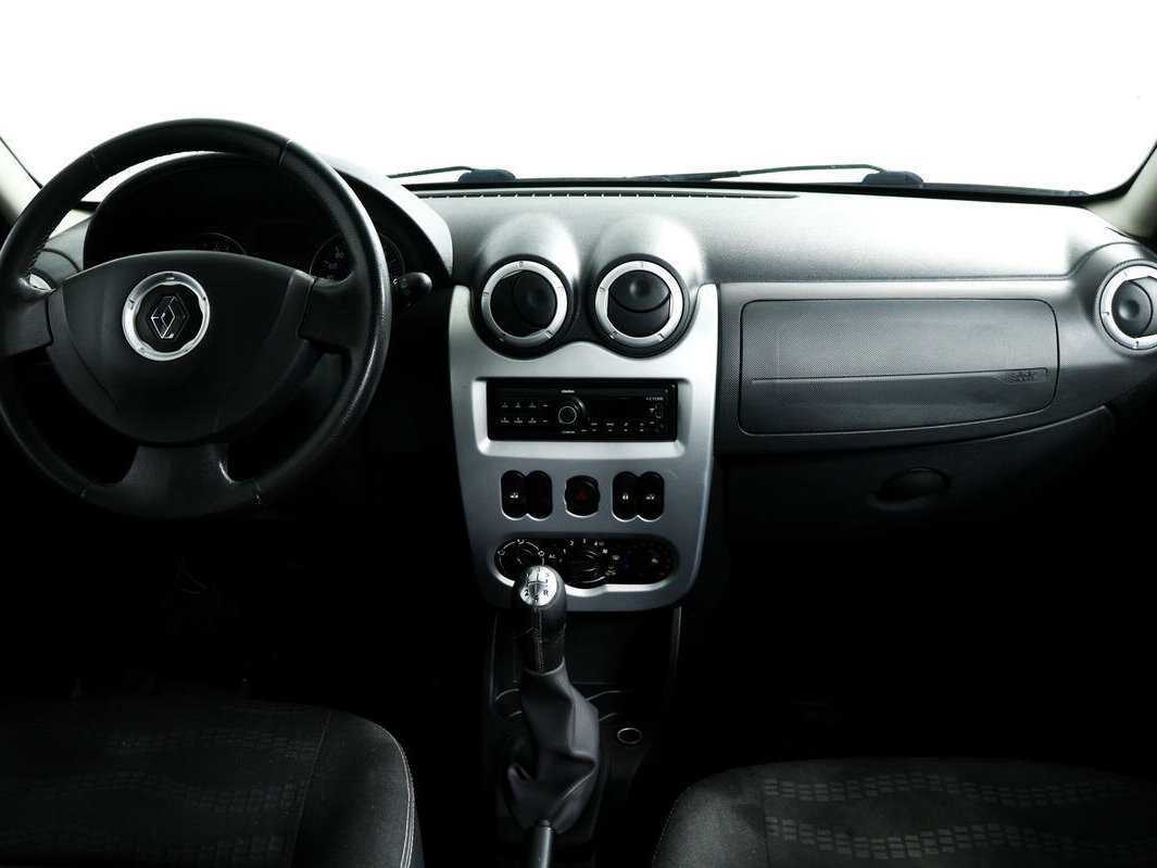 Купить Renault Sandero с пробегом. Фото: #10