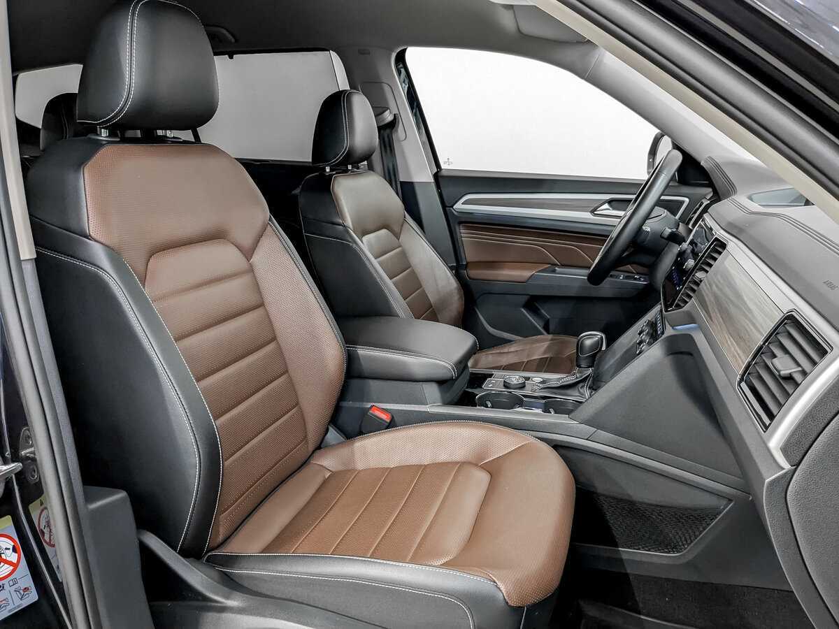 Купить Volkswagen Teramont с пробегом. Фото: #22