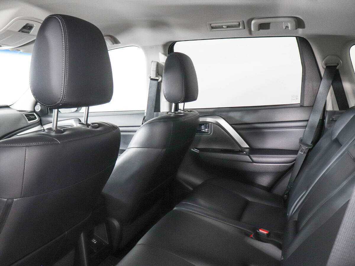 Купить Mitsubishi Pajero Sport с пробегом. Фото: #11
