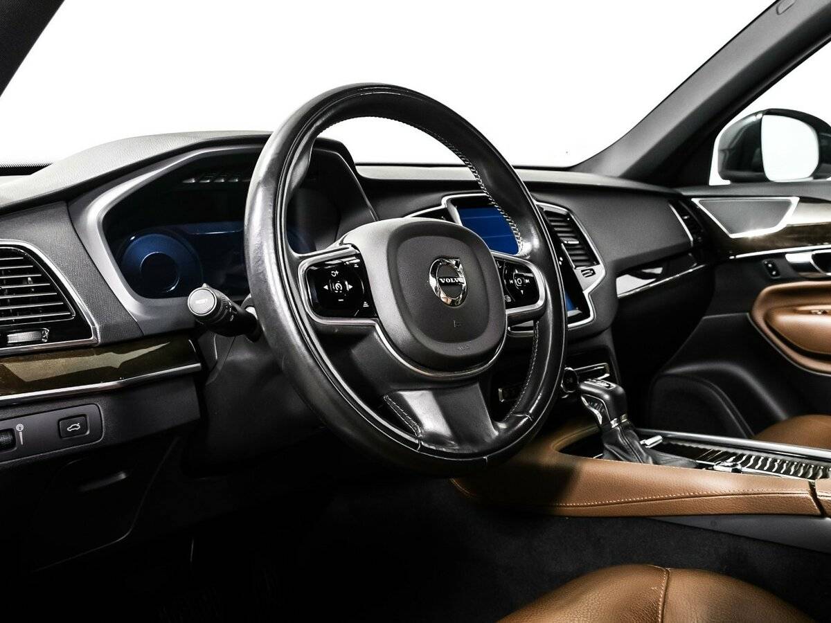 Купить Volvo XC90 с пробегом. Фото: #11