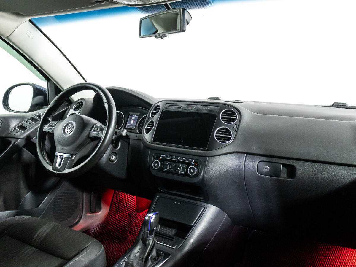 Купить Volkswagen Tiguan с пробегом. Фото: #8