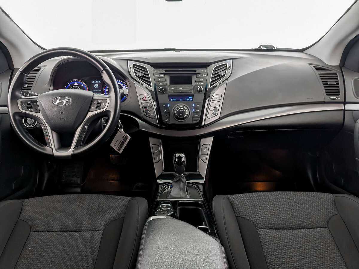 Купить Hyundai i40 с пробегом. Фото: #11