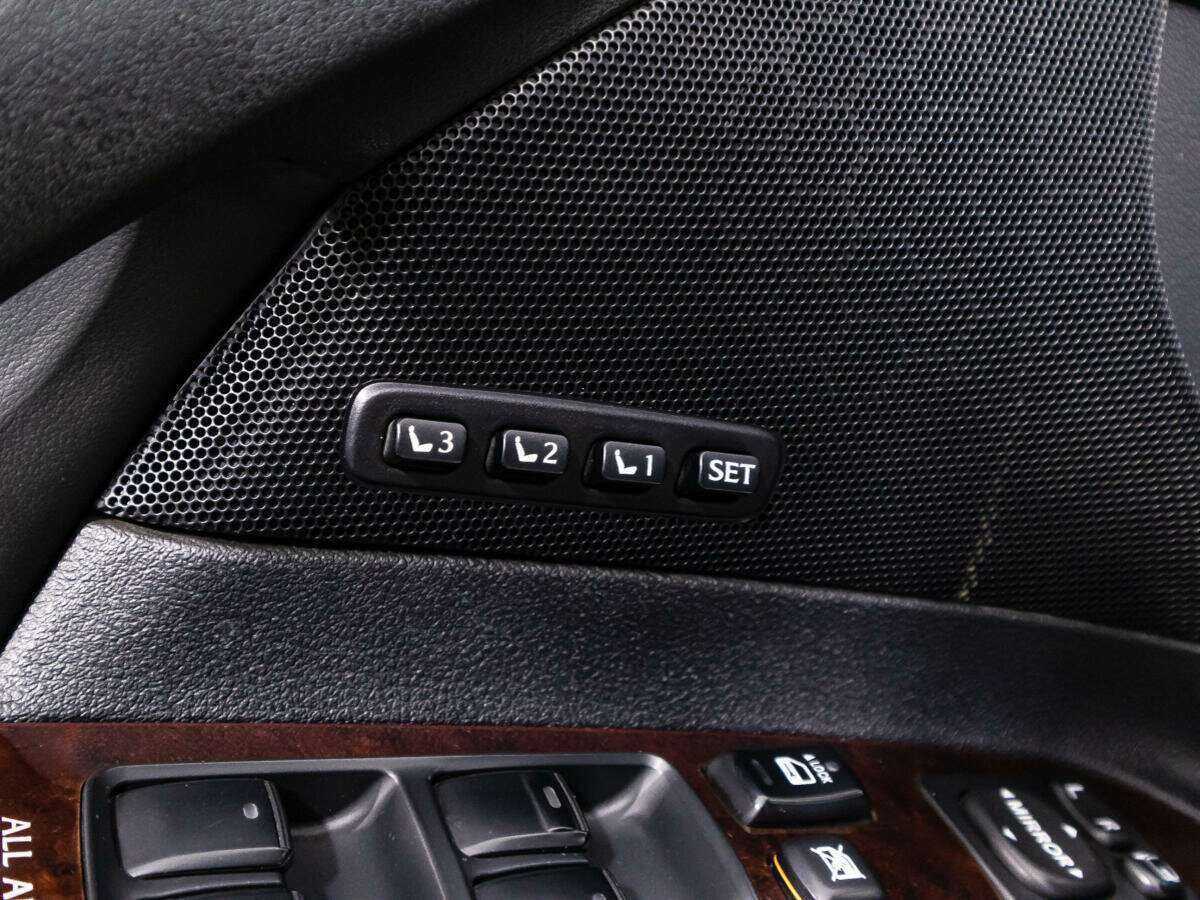 Купить Lexus IS с пробегом. Фото: #15