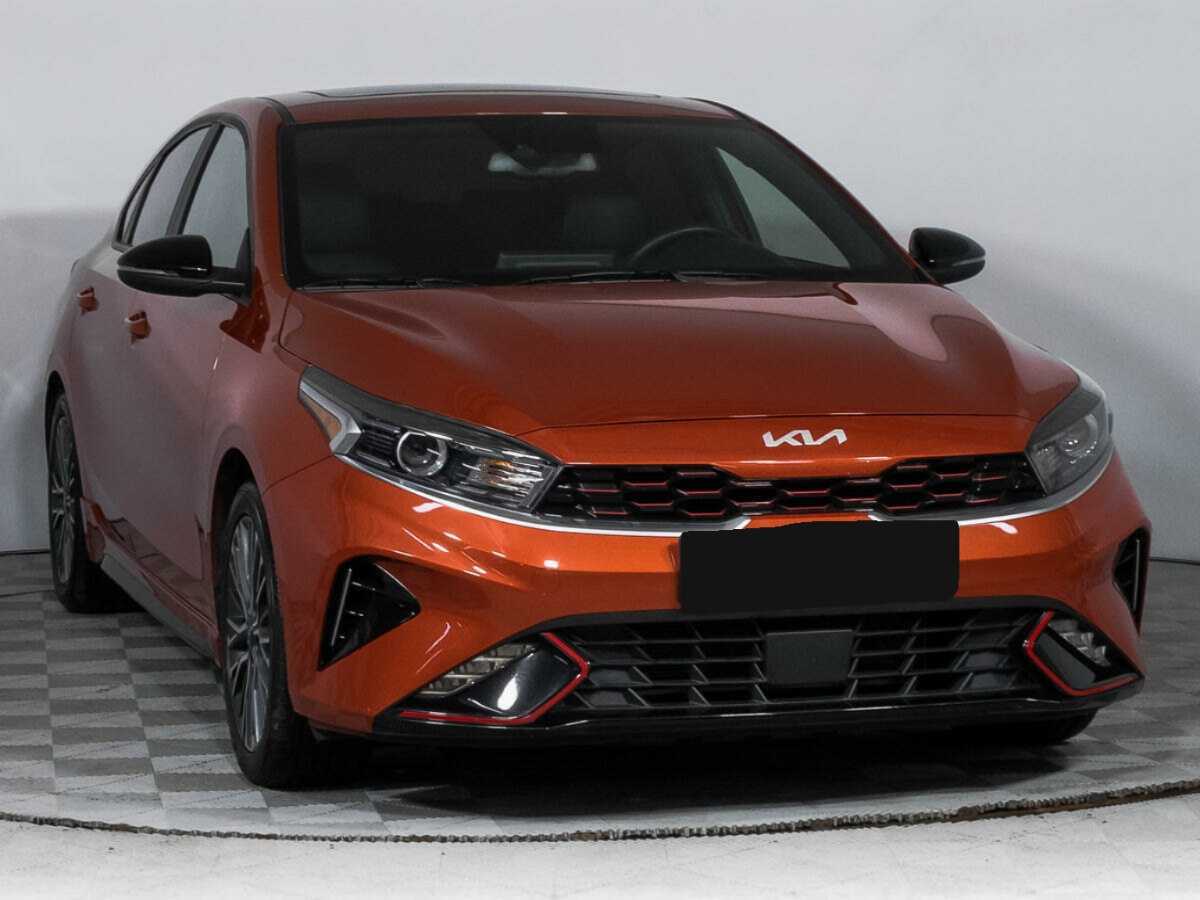 Купить Kia Forte с пробегом. Фото: #2