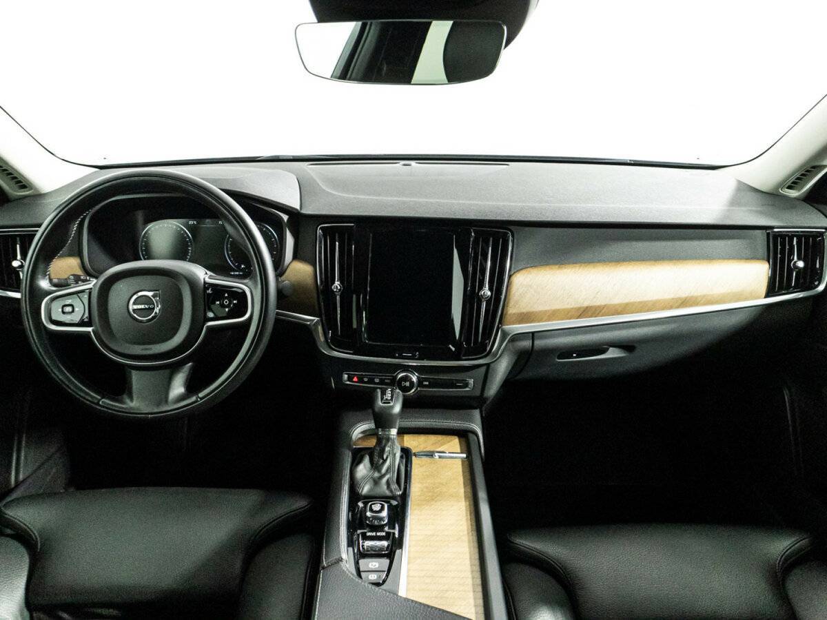 Купить Volvo S90 с пробегом. Фото: #12