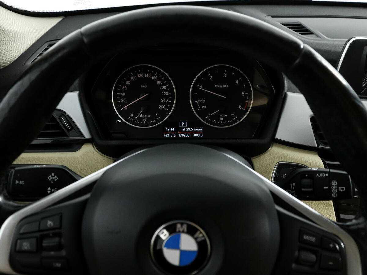 Купить BMW X1 с пробегом. Фото: #18