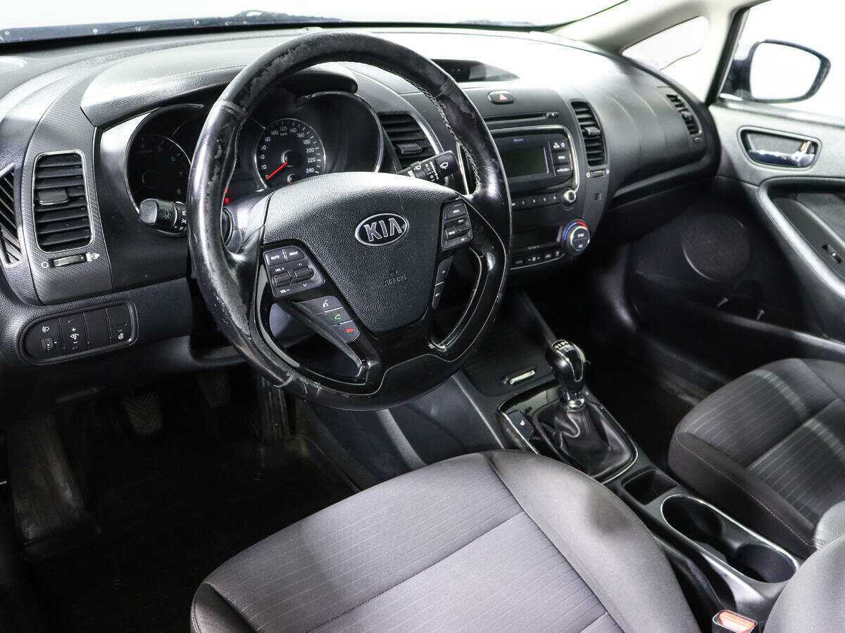 Купить Kia Cerato с пробегом. Фото: #11