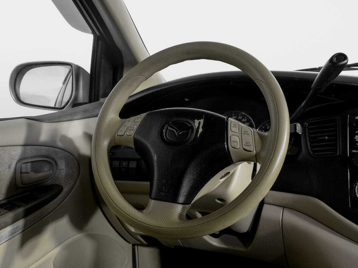 Купить Mazda MPV с пробегом. Фото: #13