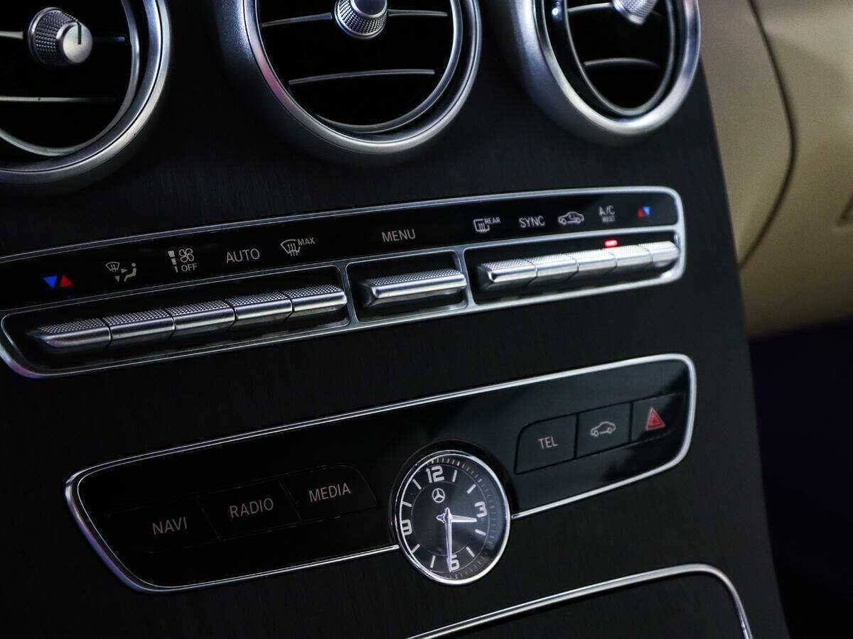 Купить Mercedes-Benz C-Класс с пробегом. Фото: #14