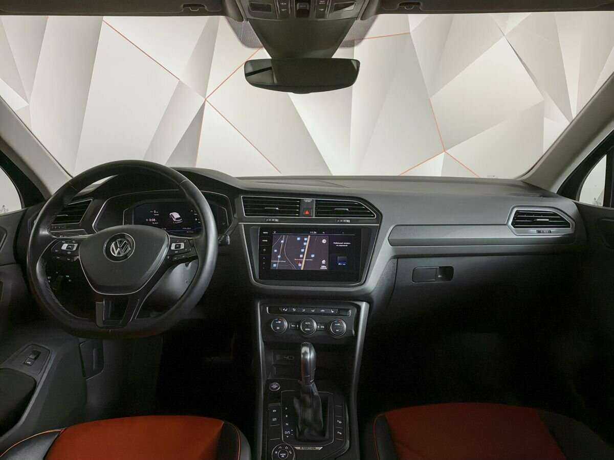 Купить Volkswagen Tiguan с пробегом. Фото: #9