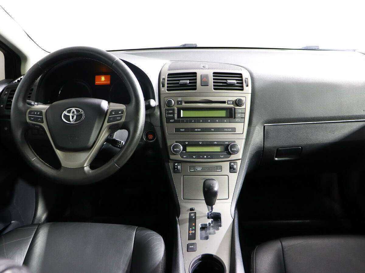Купить Toyota Avensis с пробегом. Фото: #7
