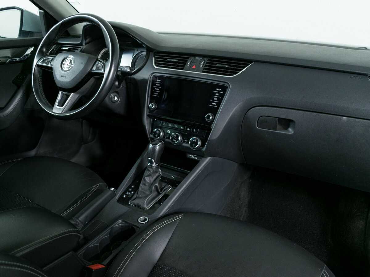 Купить Skoda Octavia с пробегом. Фото: #7