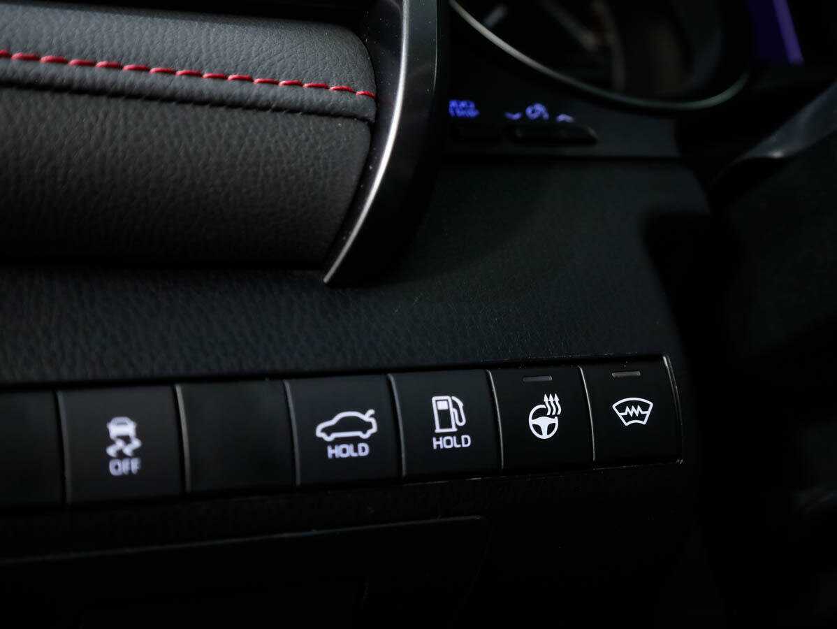 Купить Toyota Camry с пробегом. Фото: #16
