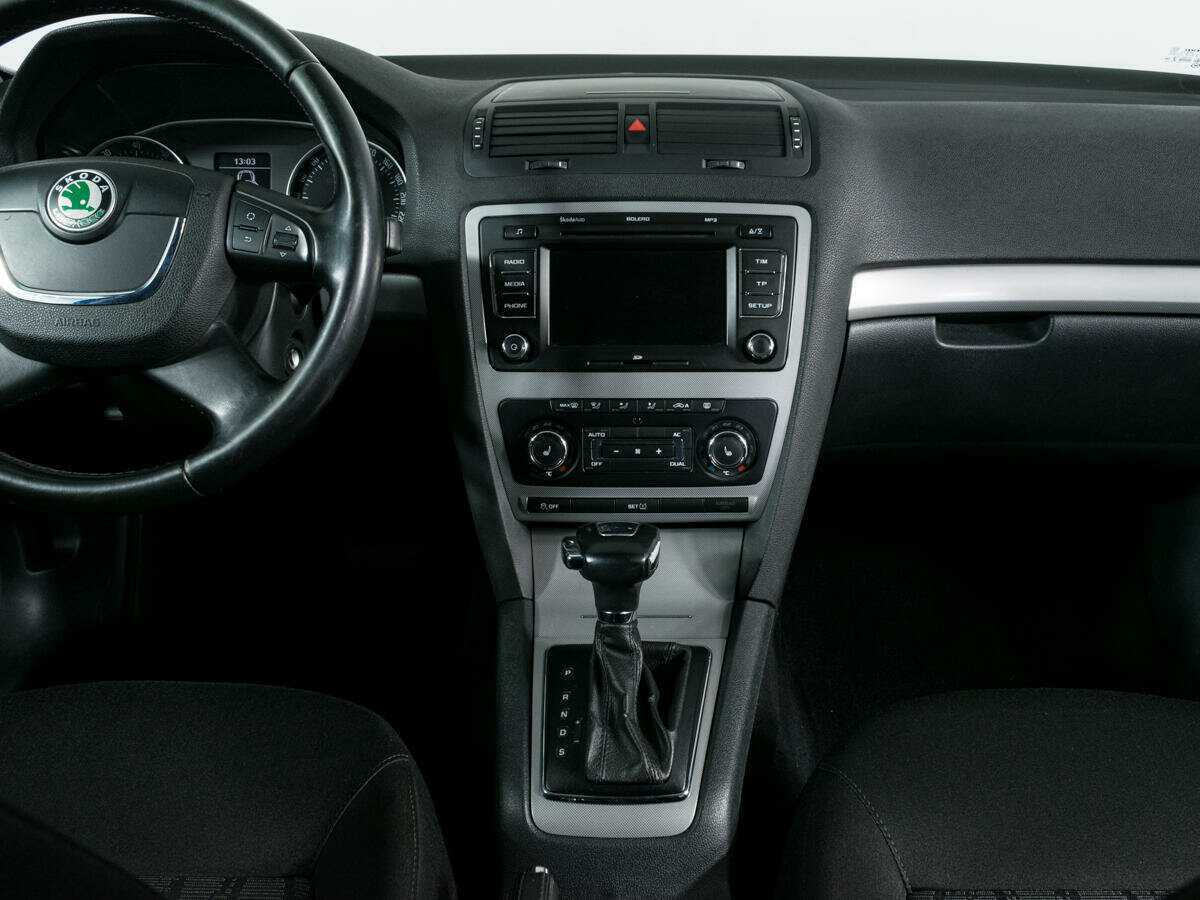 Купить Skoda Octavia с пробегом. Фото: #9