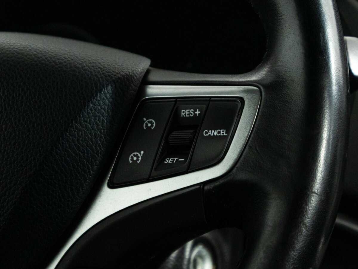 Купить Hyundai i40 с пробегом. Фото: #17