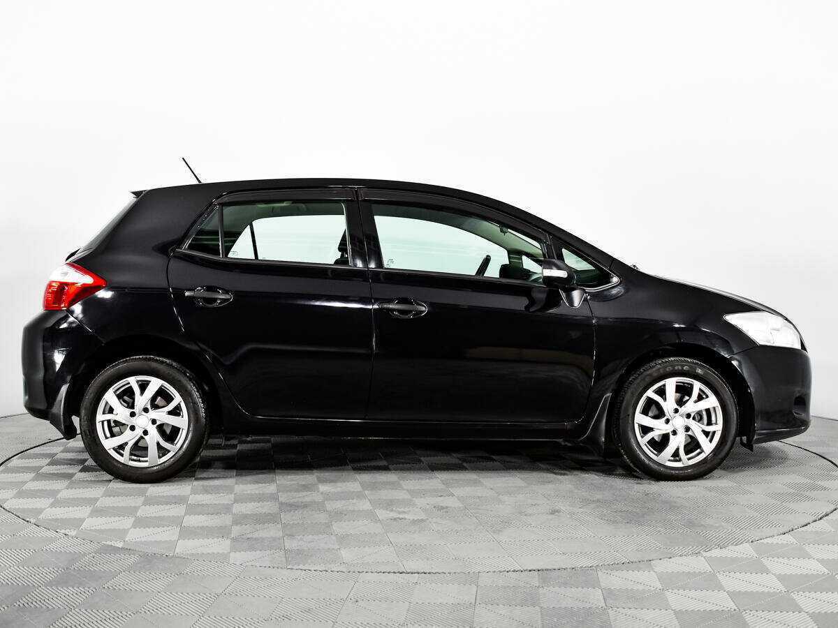 Купить Toyota Auris с пробегом. Фото: #3