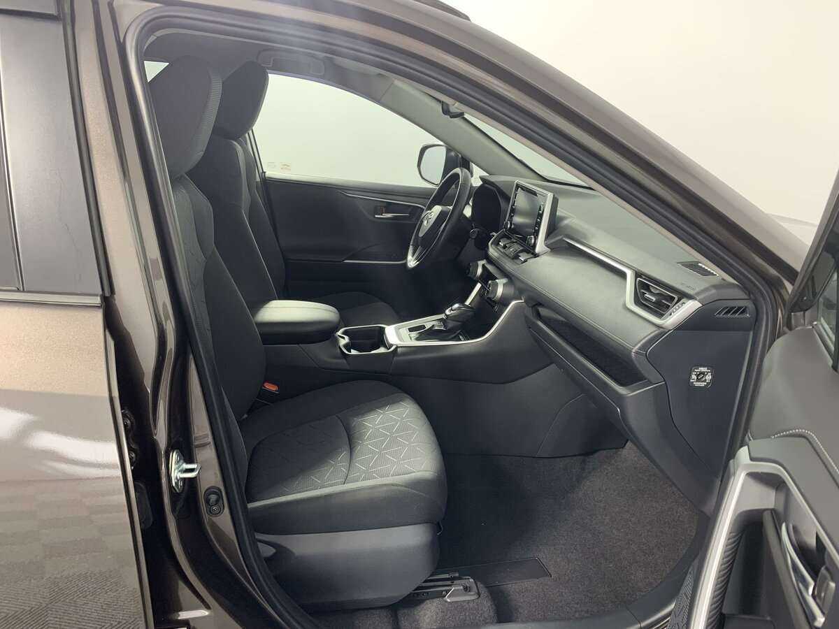 Купить Toyota RAV4 с пробегом. Фото: #22