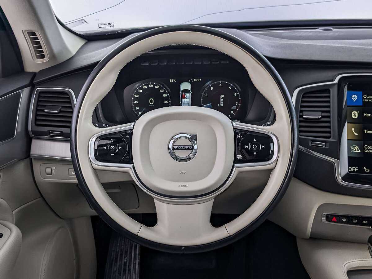 Купить Volvo XC90 с пробегом. Фото: #17