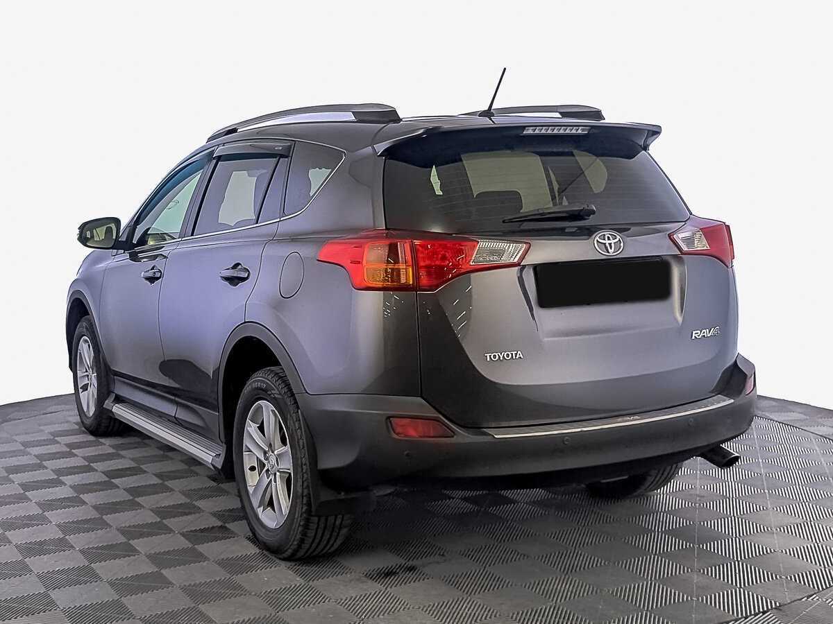Купить Toyota RAV4 с пробегом. Фото: #6