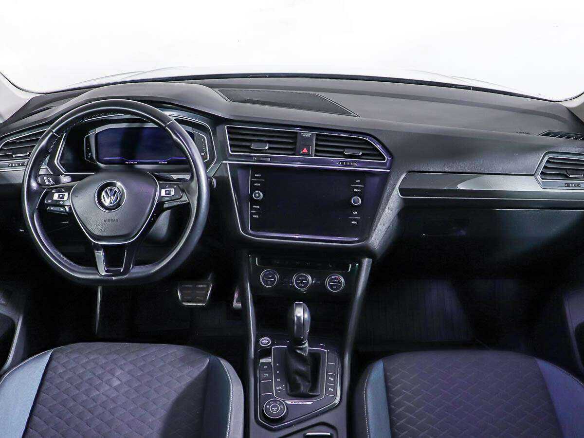 Купить Volkswagen Tiguan с пробегом. Фото: #10