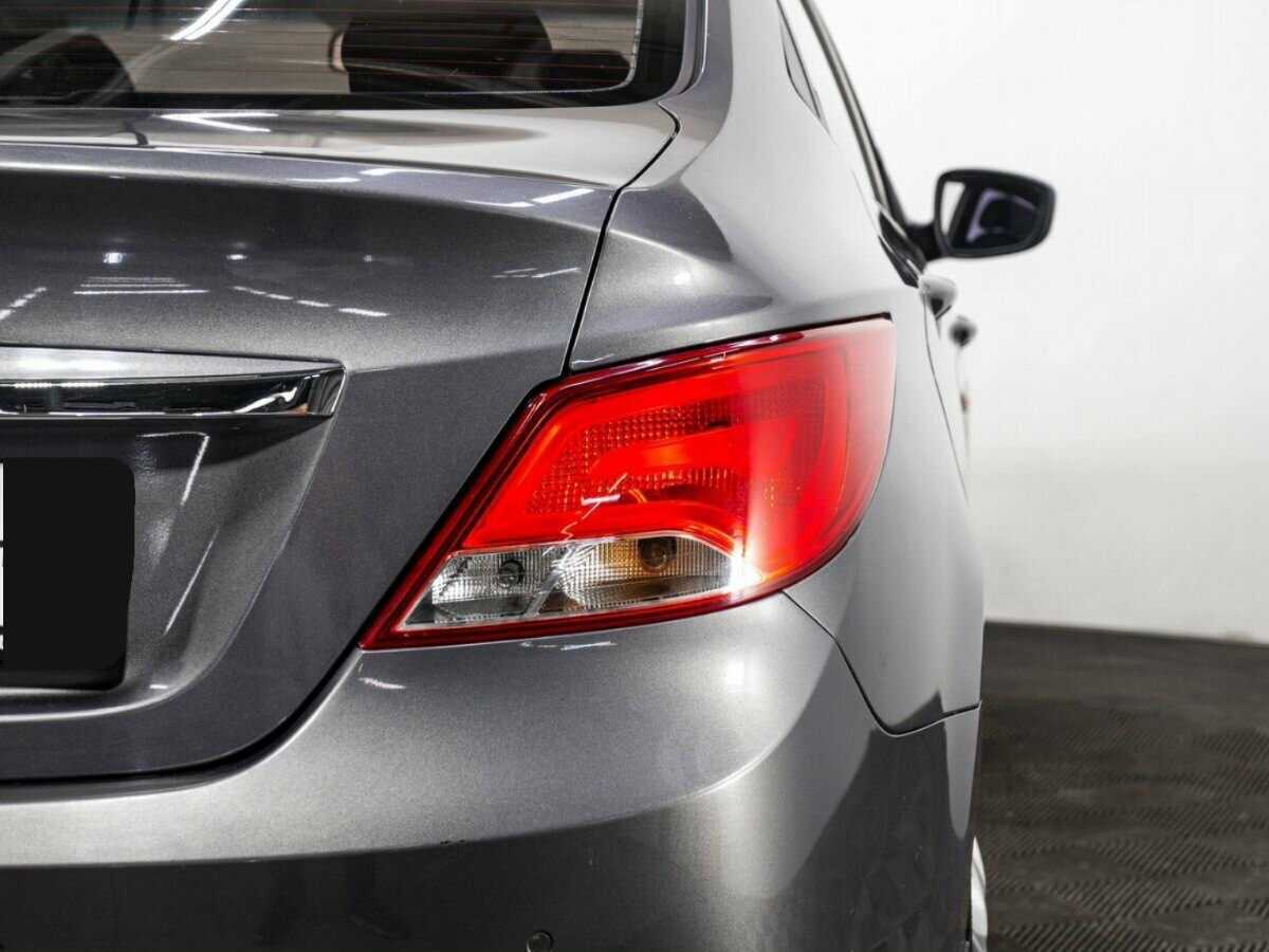 Купить Hyundai Solaris с пробегом. Фото: #6