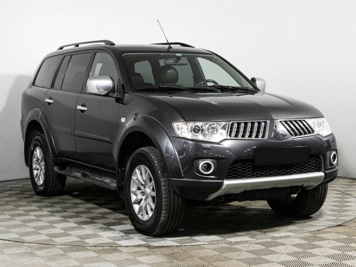 Купить Mitsubishi Pajero Sport с пробегом. Фото: #2