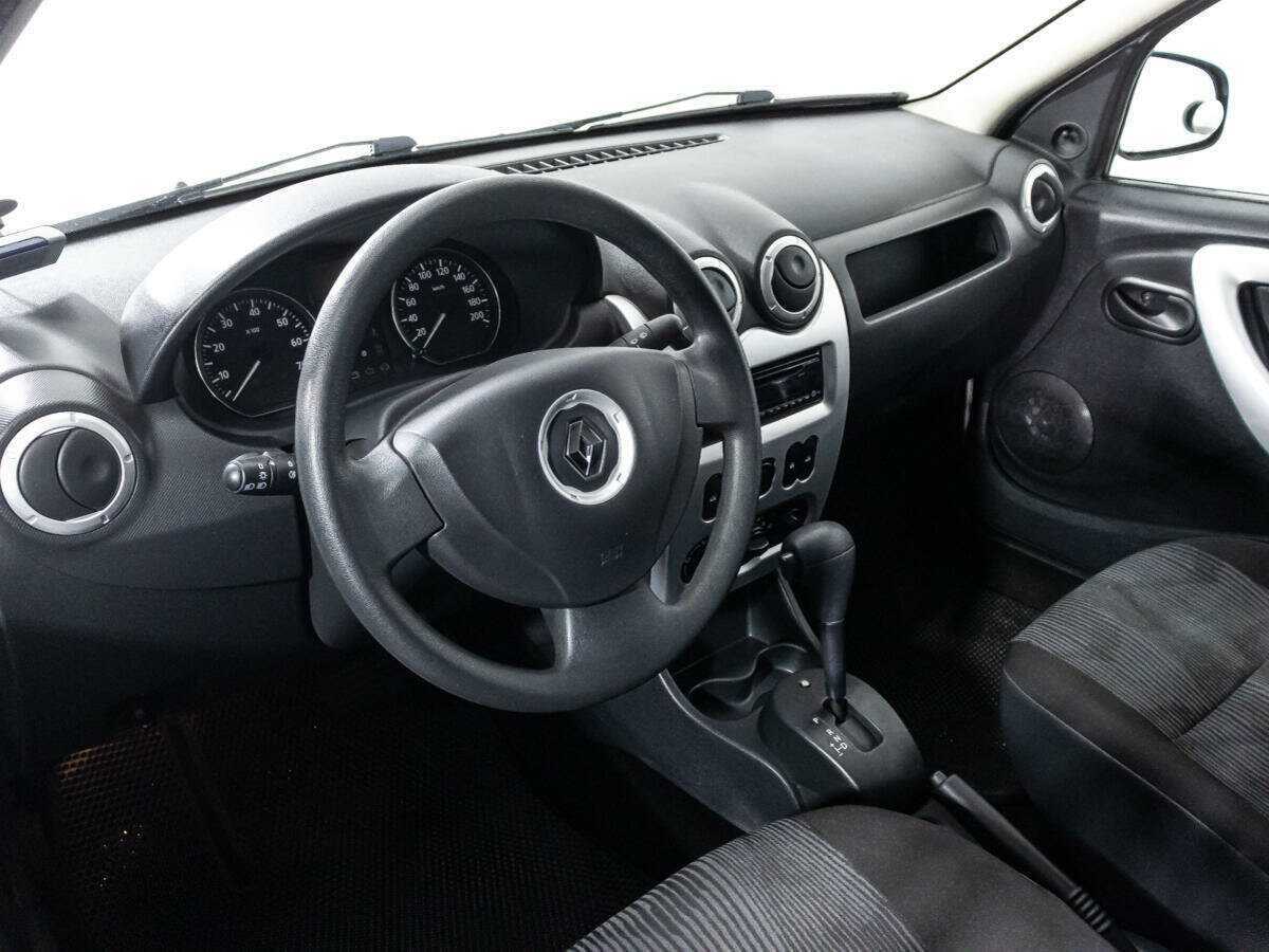 Купить Renault Logan с пробегом. Фото: #10