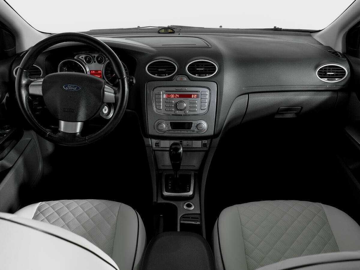 Купить Ford Focus с пробегом. Фото: #11