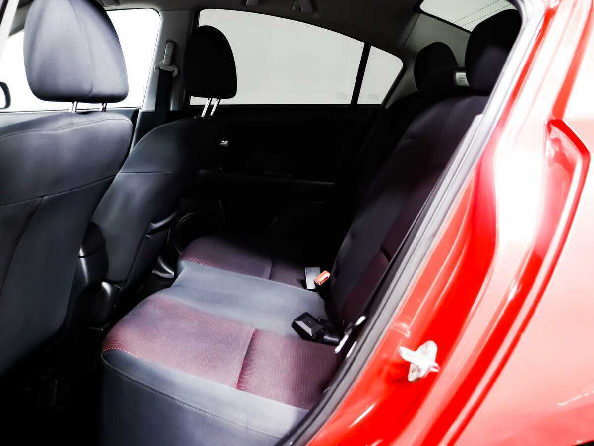 Купить Mazda 3 с пробегом. Фото: #9