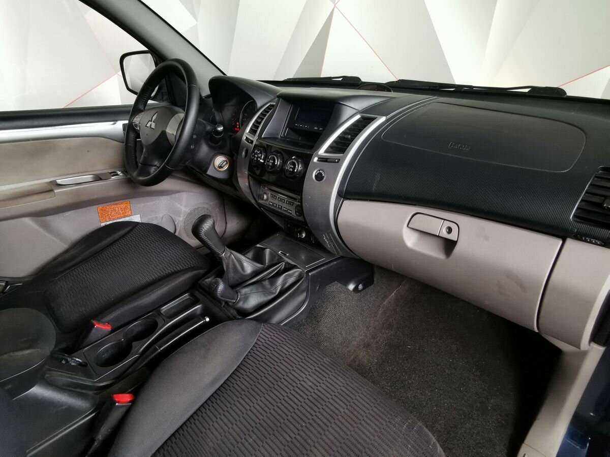 Купить Mitsubishi Pajero Sport с пробегом. Фото: #8