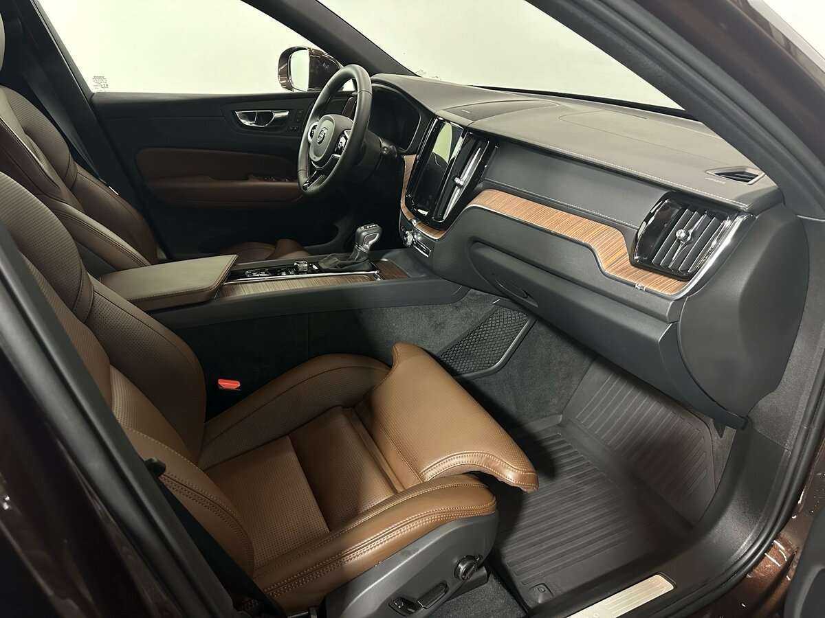 Купить Volvo XC60 с пробегом. Фото: #8