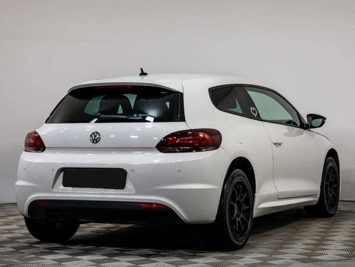Купить Volkswagen Scirocco с пробегом. Фото: #3