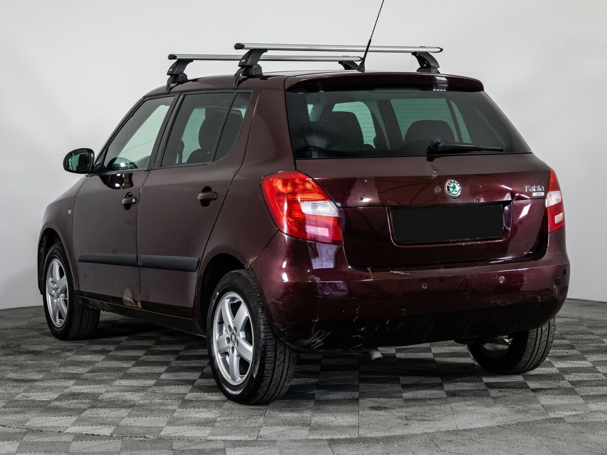 Купить Skoda Fabia с пробегом. Фото: #6