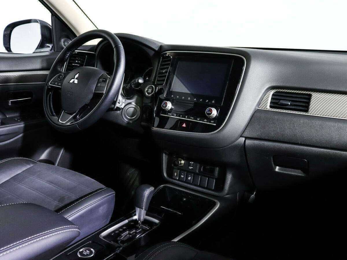 Купить Mitsubishi Outlander с пробегом. Фото: #8