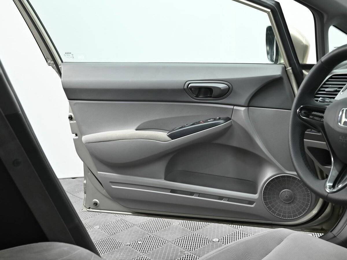 Купить Honda Civic с пробегом. Фото: #5