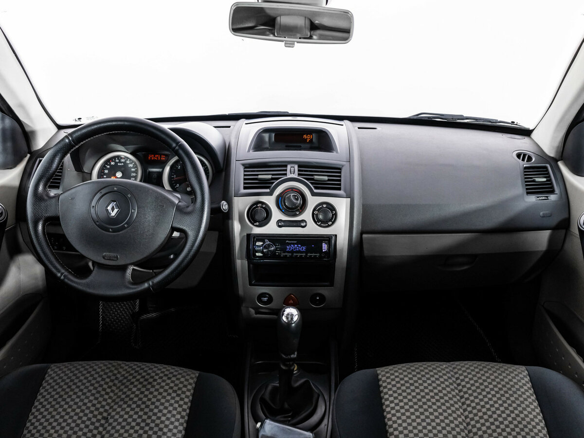 Купить Renault Megane с пробегом. Фото: #7