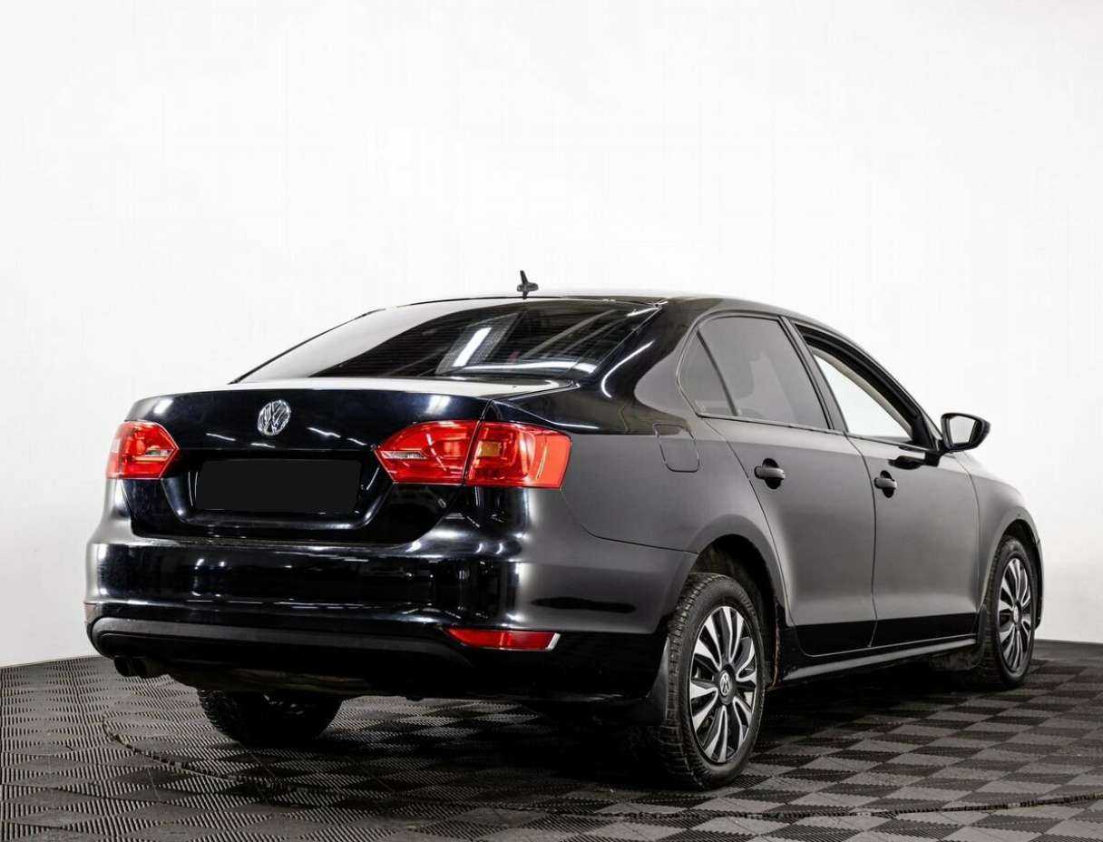 Купить Volkswagen Jetta с пробегом. Фото: #5
