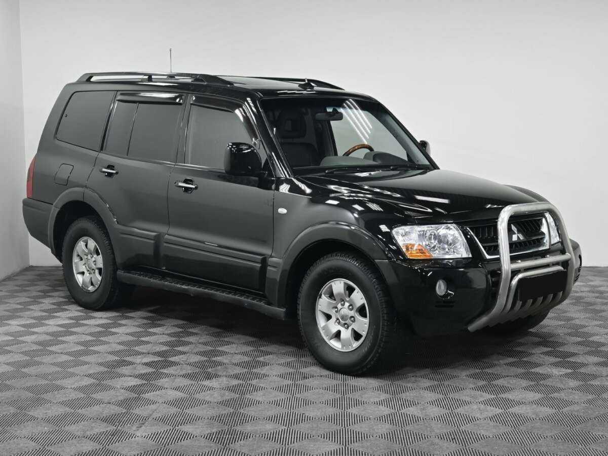 Купить Mitsubishi Pajero с пробегом. Фото: #2