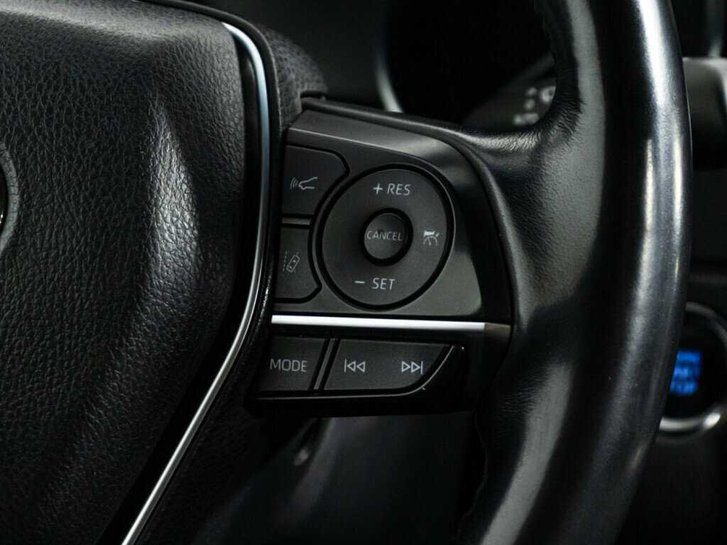 Купить Toyota Camry с пробегом. Фото: #21